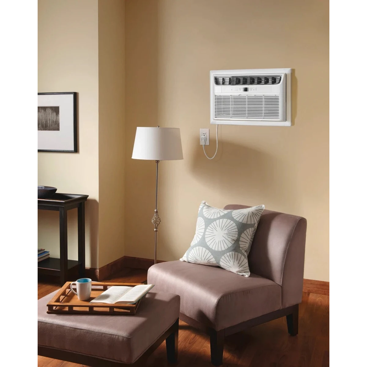 Frigidaire 10,000 BTU Through the Wall Air Conditioner - Model FHTC103WA2 - Image 5